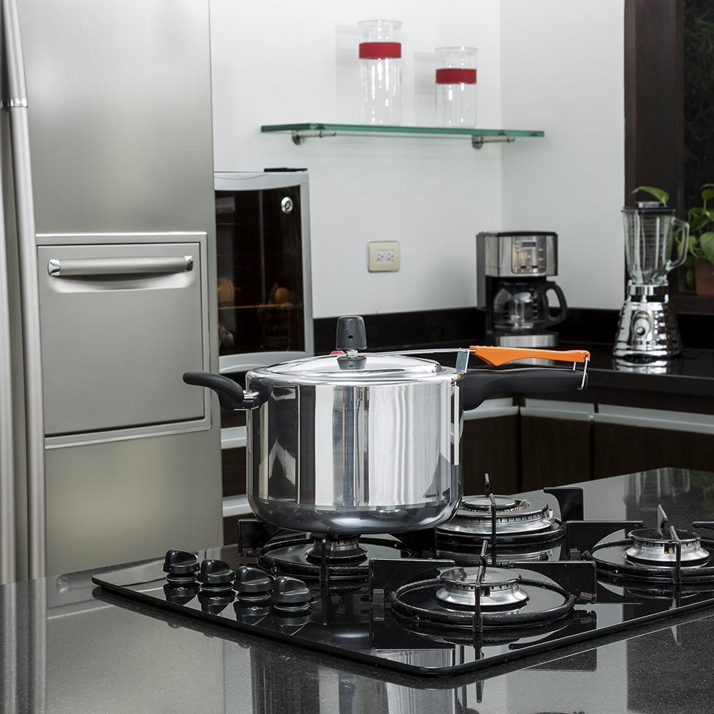 Property,Kitchen appliance,Cabinetry,Kitchen,Product,Kitchen stove,Home appliance,Cooktop,Automotive design,Gas stove