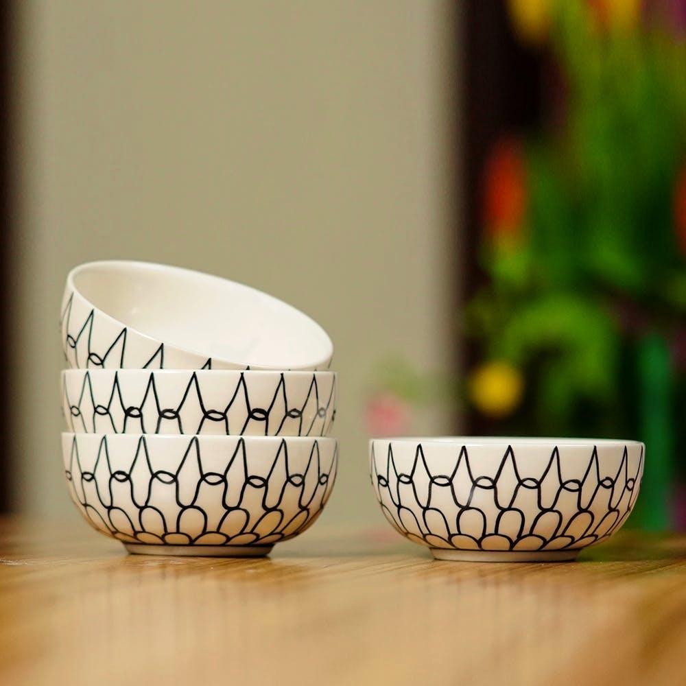 Set of 4 - White and Black Ceramic Bowls