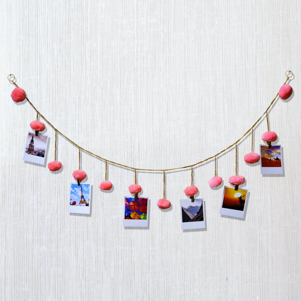 Pom Pom Detail String Photo Holder