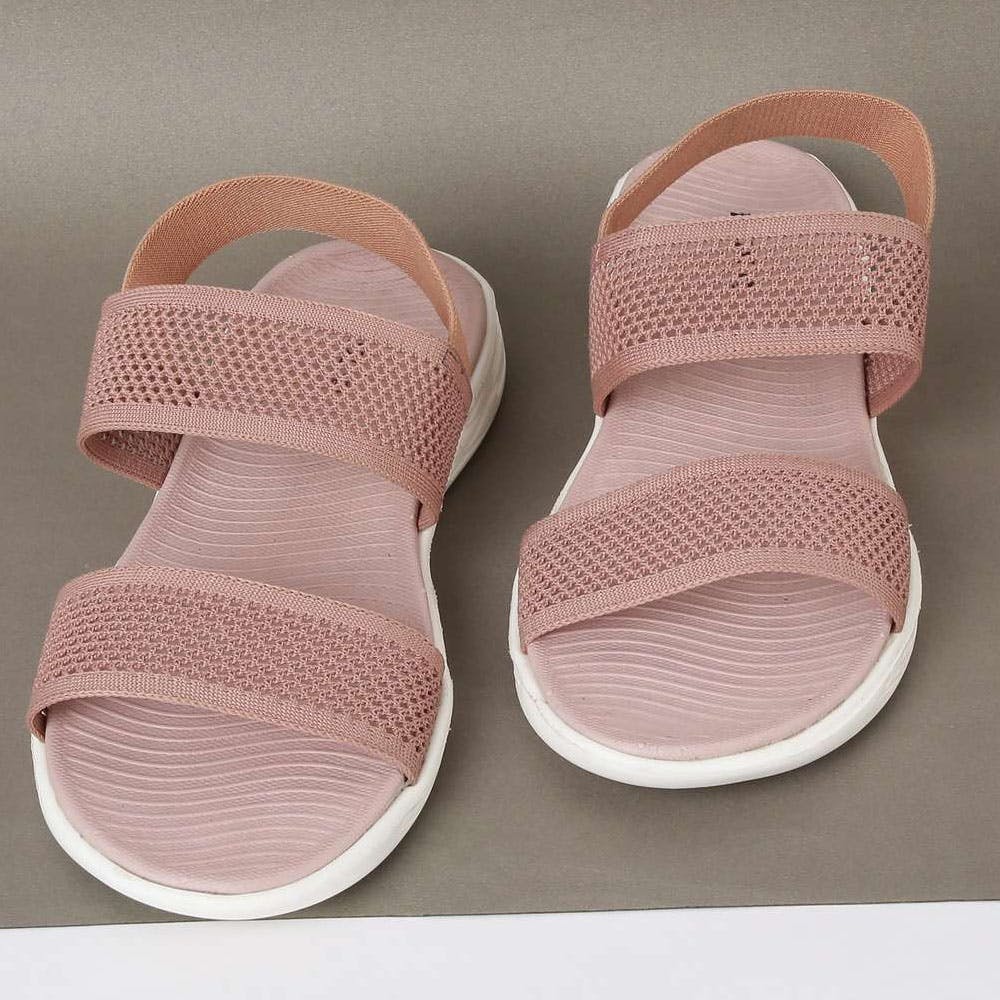 MAX Women Textured Flat Sandals