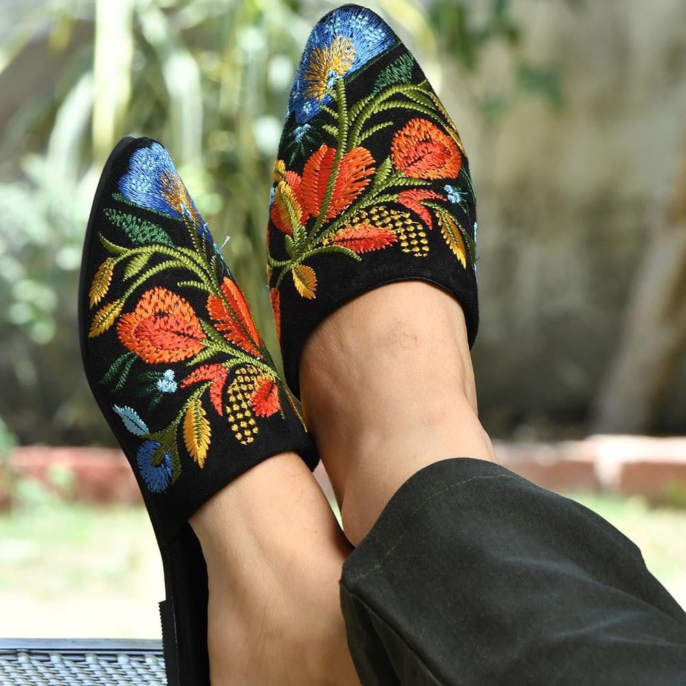 Floral & Leaf Embroidered Black Mules