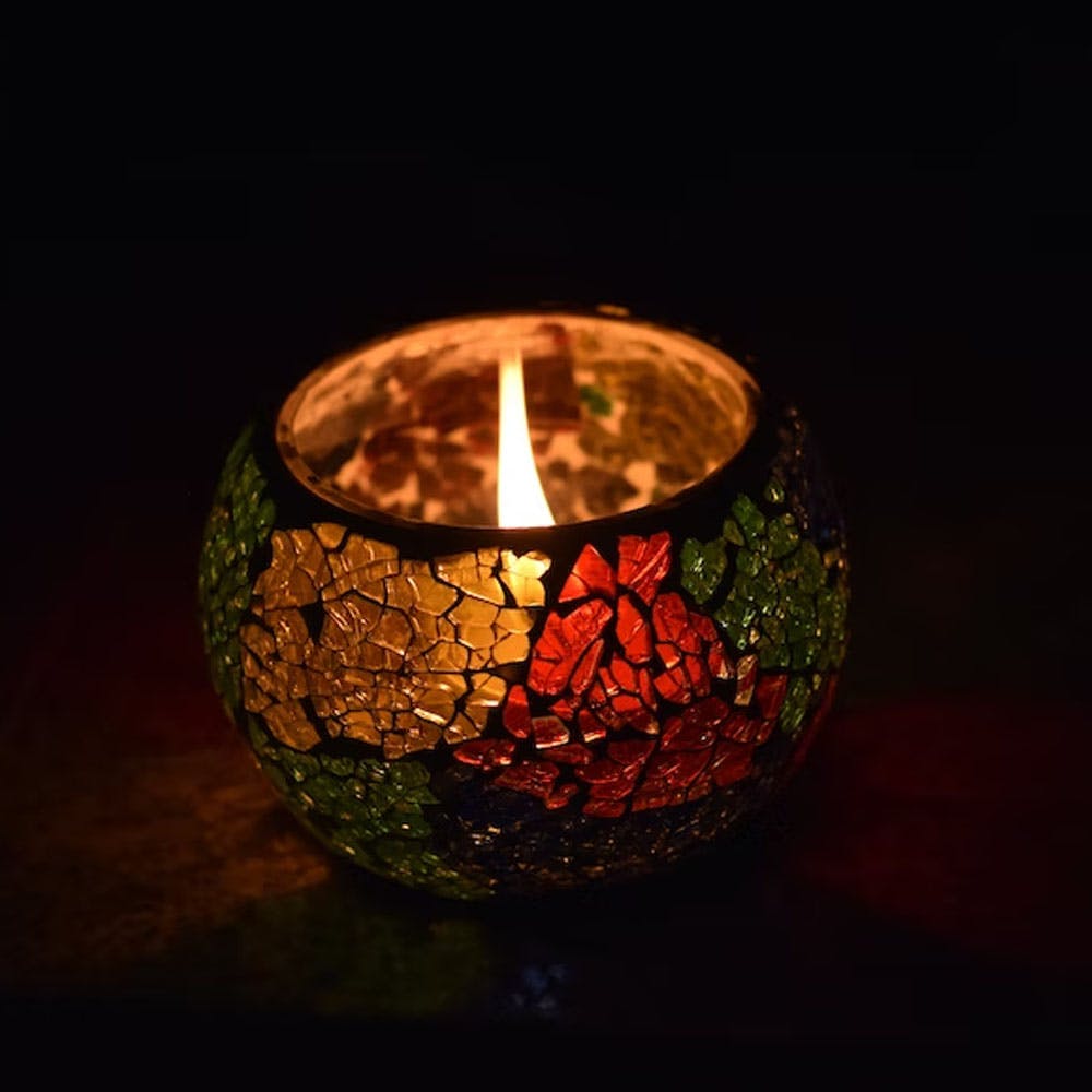 Candle,Amber,Wax,Fire,Gas,Tints and shades,Wood,Jewellery,Candle holder,Glass