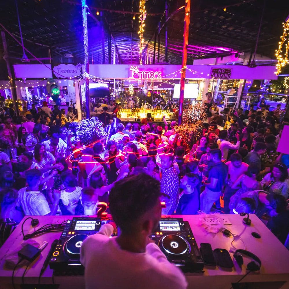 8 Party Beaches In Goa For The Best Nightlife Experiences | LBB