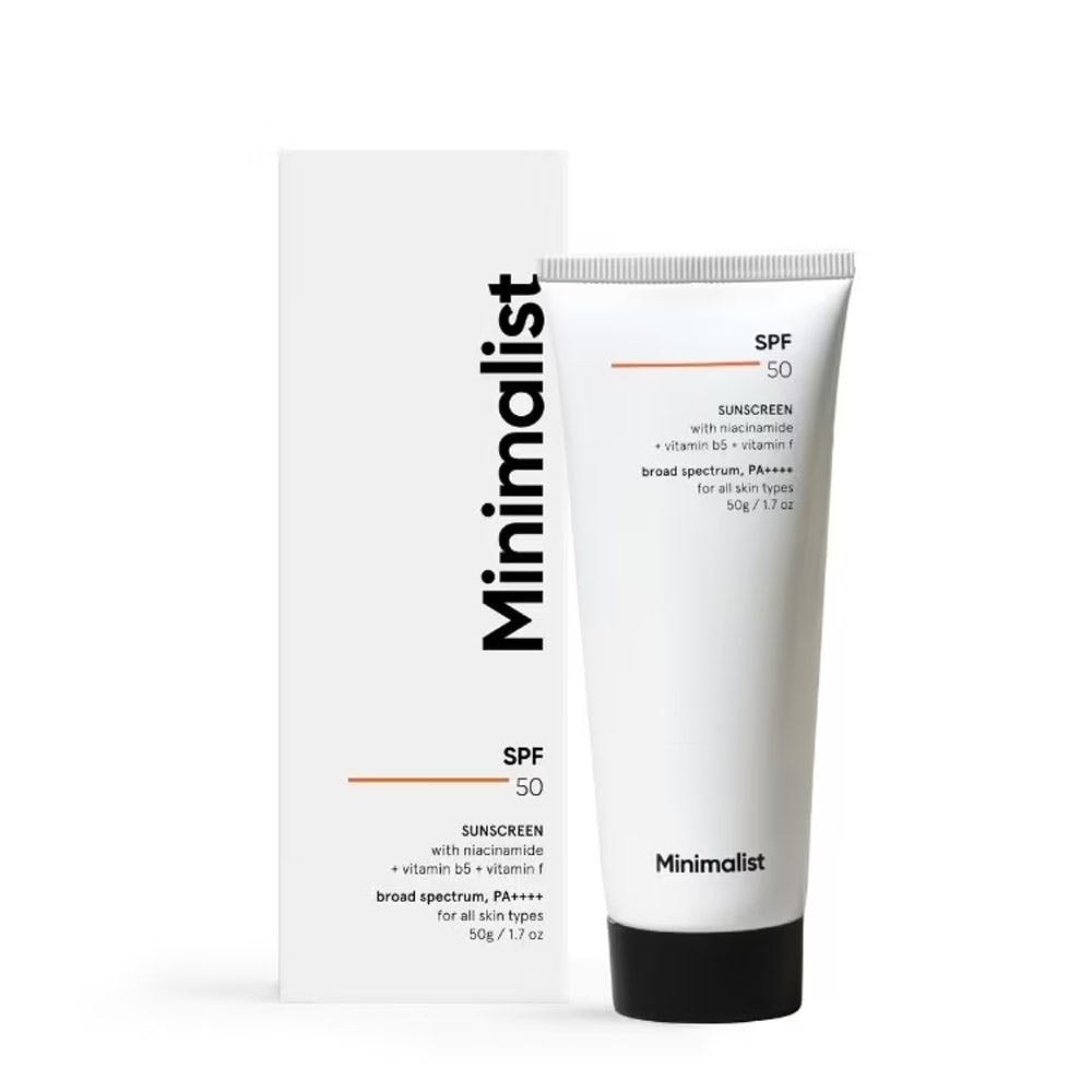 Minimalist SPF 50 PA++++ Sunscreen With Multi-Vitamin For Reducing Photoaging & No White Cast