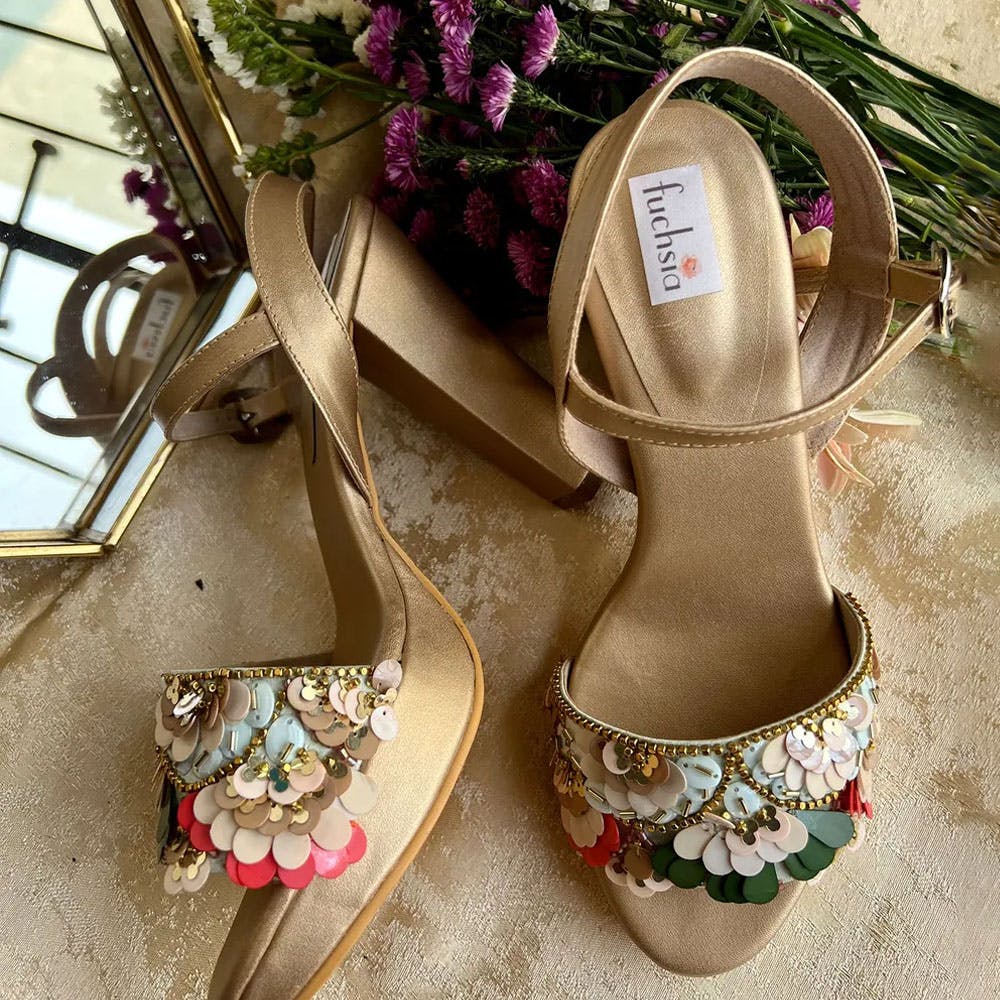 Glittering Closed Toe High Gold Wedge Heelss For Womens Salsa, Ballroom,  Tango Dancing 5cm And 7cm Gold Wedge Heels Height Latin Style Style #230630  From Lu09, $16.16 | DHgate.Com