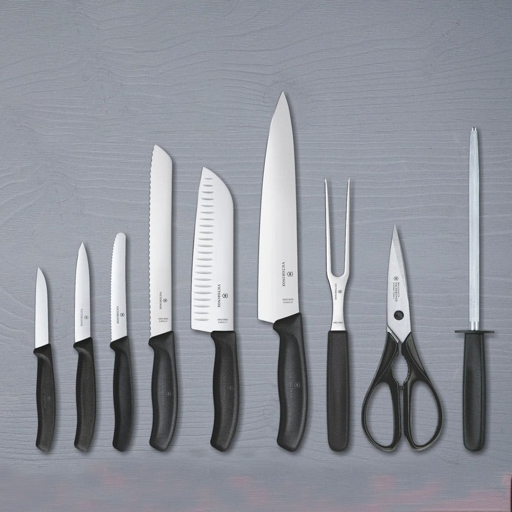 Victorinox “Swiss Classic” Set of 9 Kitchen Black Tools in a Beige Wooden Block