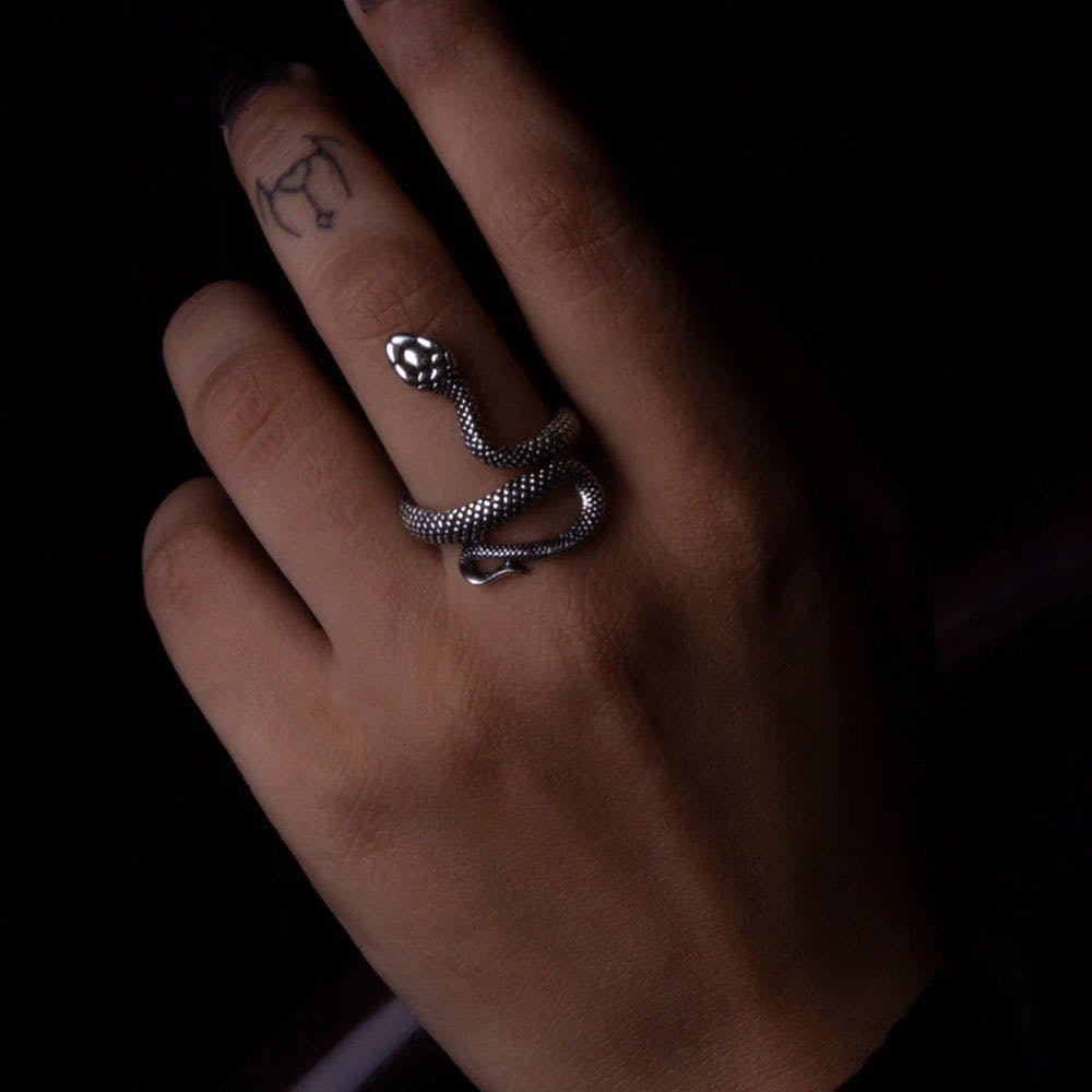 Wester Snake Ring