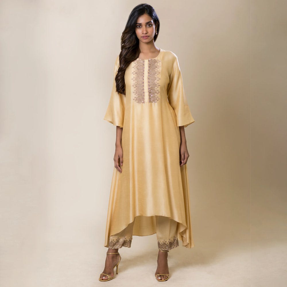 Buy online Cream Cotton Straight Kurta from Kurta Kurtis for Women by Haute  & Humble for ₹789 at 71% off | 2024 Limeroad.com
