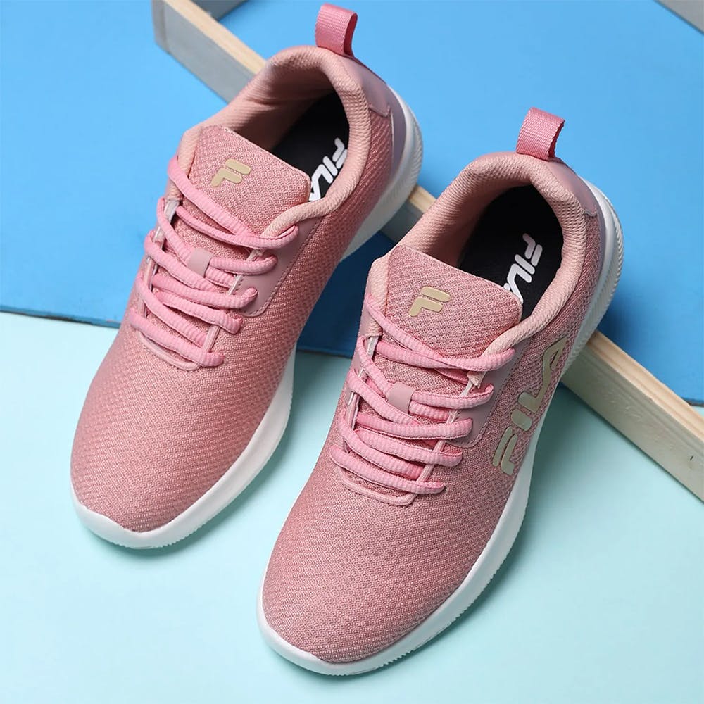 Women Pink Kamin Running Shoes