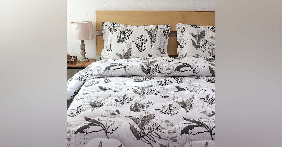 10 Best AC Comforters To Keep You Comfortable In The Summer | LBB