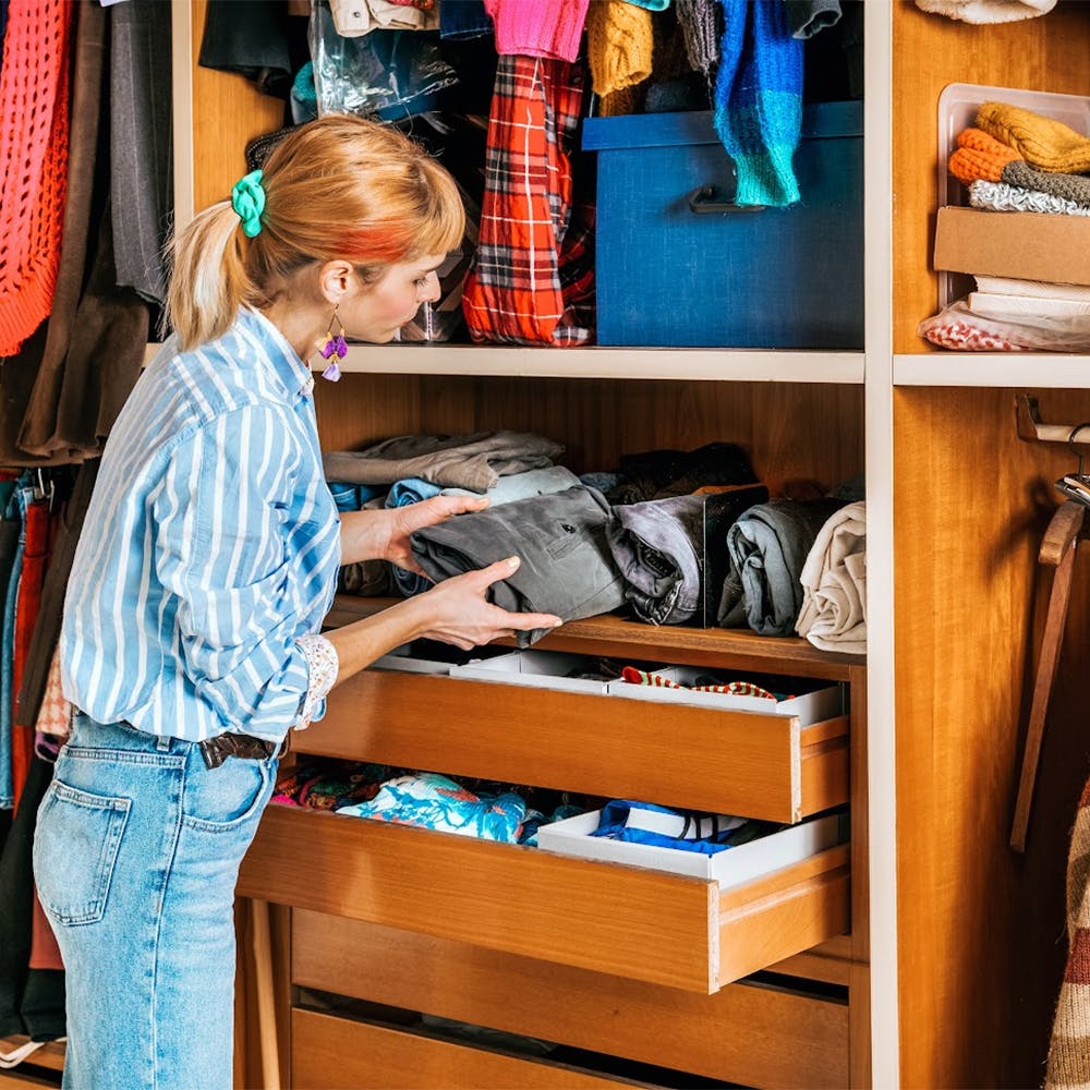 The Ultimate Woman's Closet Organizing Makeover