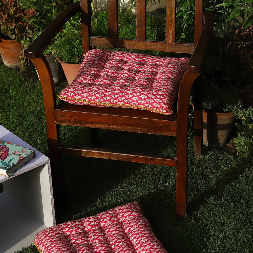 Feather Fuchsia Cotton Chair Pad