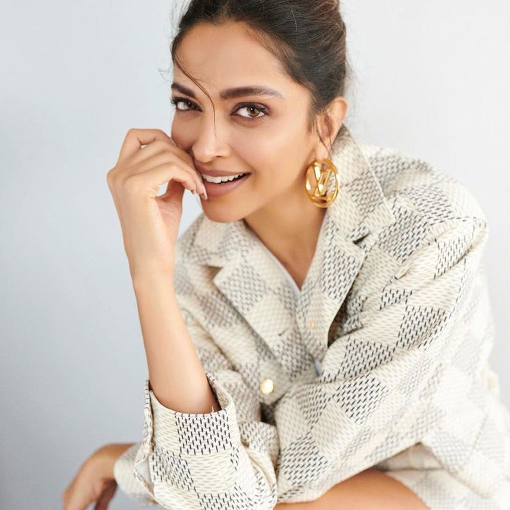 Deepika Padukone As Ambassador For Louis Vuitton's Cruise Show And Other  Times She Wore LV