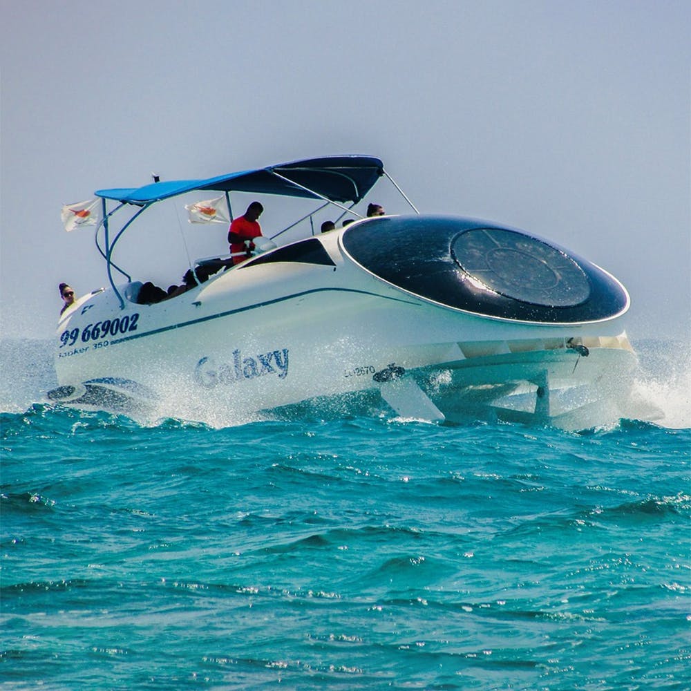 Water,Liquid,Watercraft,Vehicle,Fluid,Boat,Naval architecture,Boats and boating--Equipment and supplies,Recreation,Wind wave