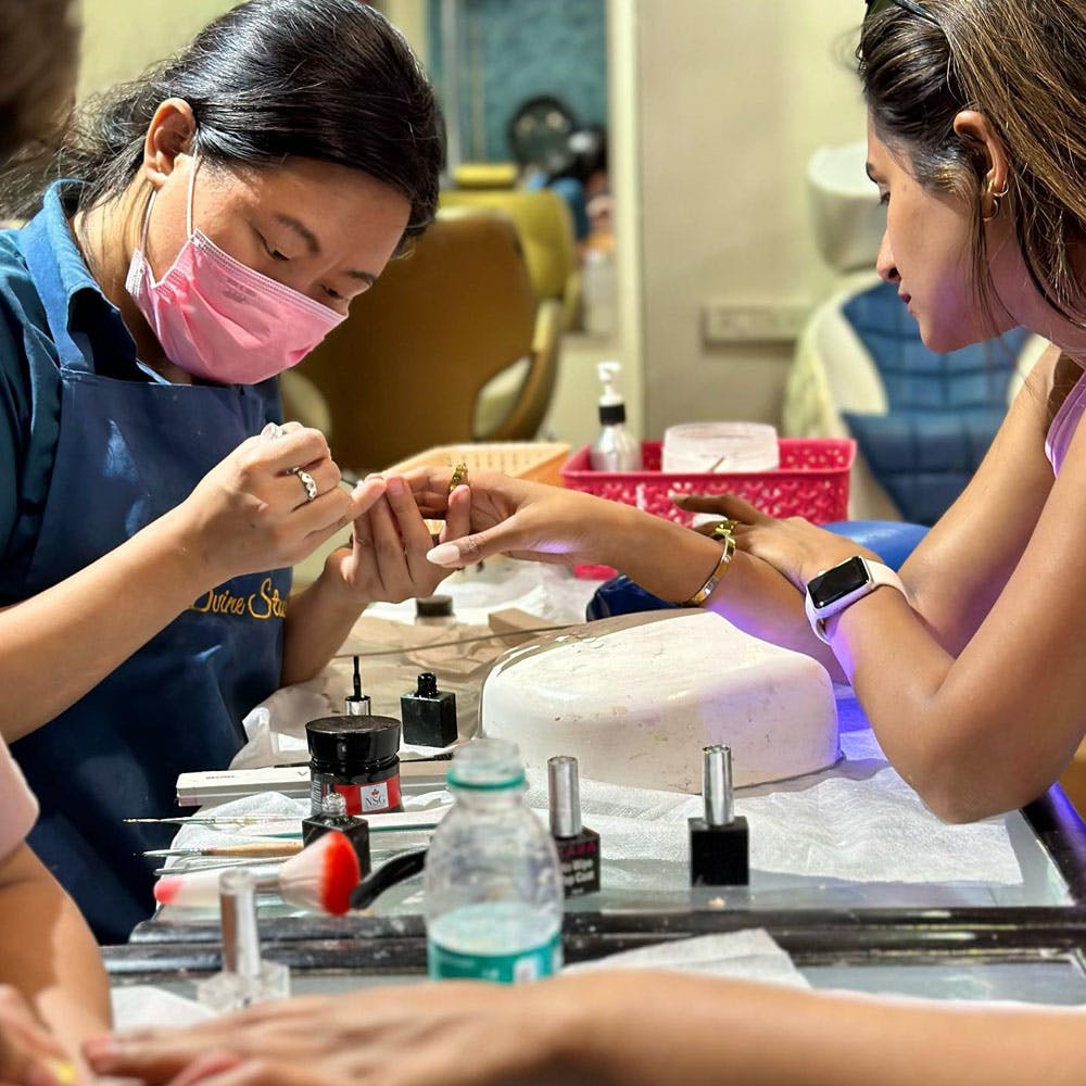 9 Best Nail Salons In Bangalore That You Won'T Regret Trying | Lbb