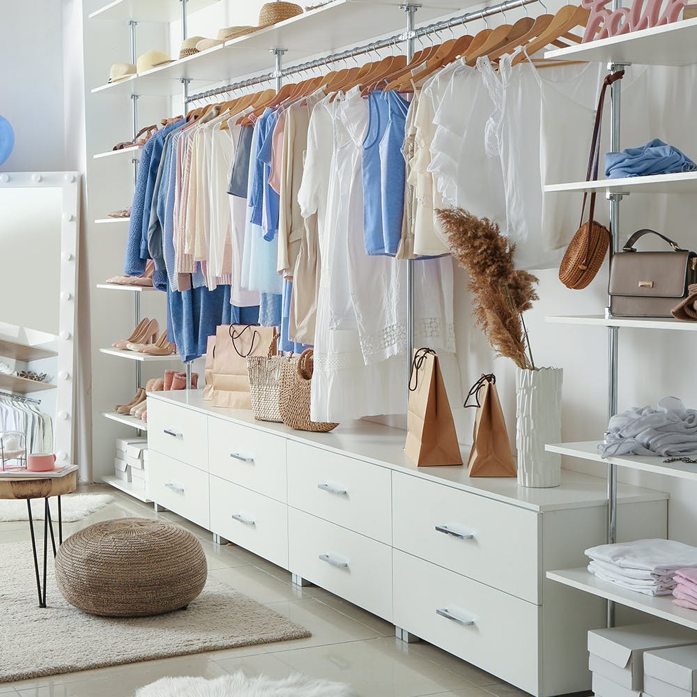 Creating Your Dream Dressing Room on Any Budget | by Carme Home | Medium