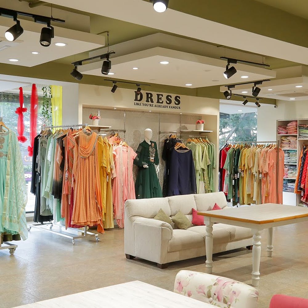 Boutiques for dresses near me hotsell