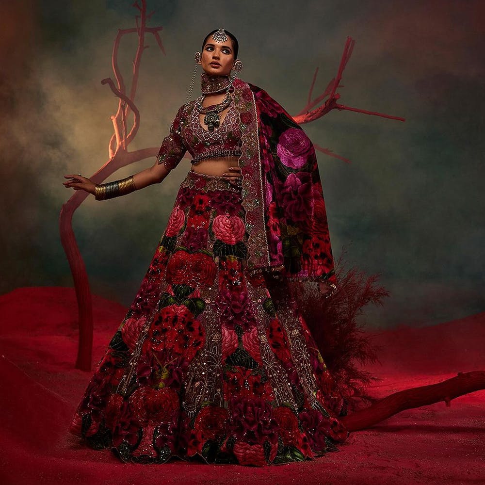 Keshav Creations Designer Lehenga in Chandni Chowk Delhi | Bridal lehenga  online, Floral lehenga, Lehenga online shopping