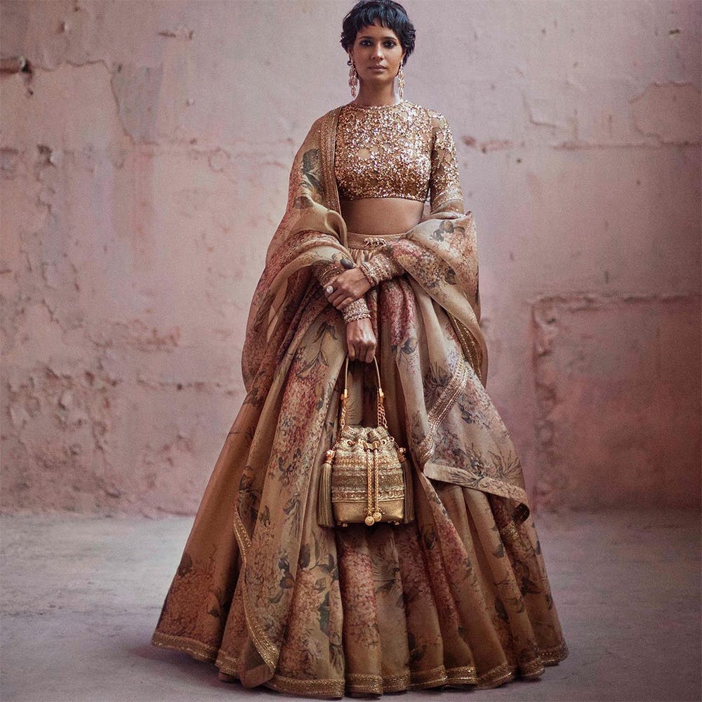12 Brides who totally dazzled us with their golden bridal lehengas! | Bridal  Wear | Wedding Blog