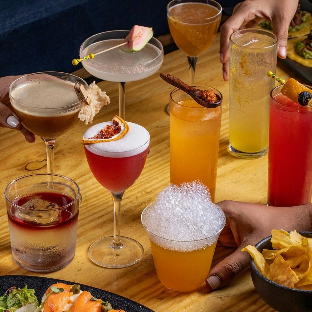 Tableware,Food,Orange drink,Juice,Cocktail,Ingredient,Drink,Bacardi cocktail,Orange juice,Alcoholic beverage