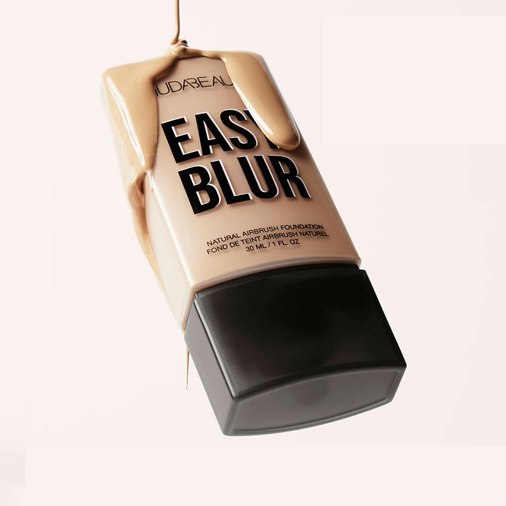 Huda Beauty Easy Blur Natural Airbrush Foundation