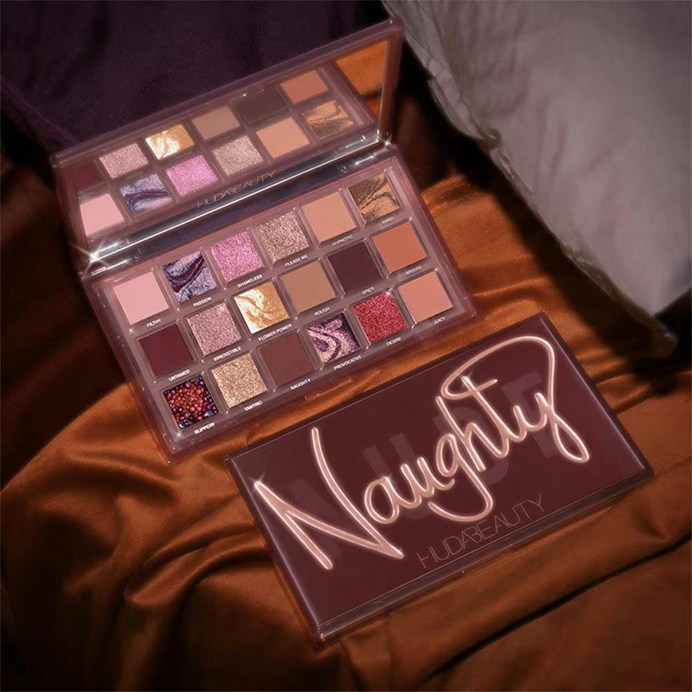 Huda Beauty Naughty Nude Eyeshadow Palette