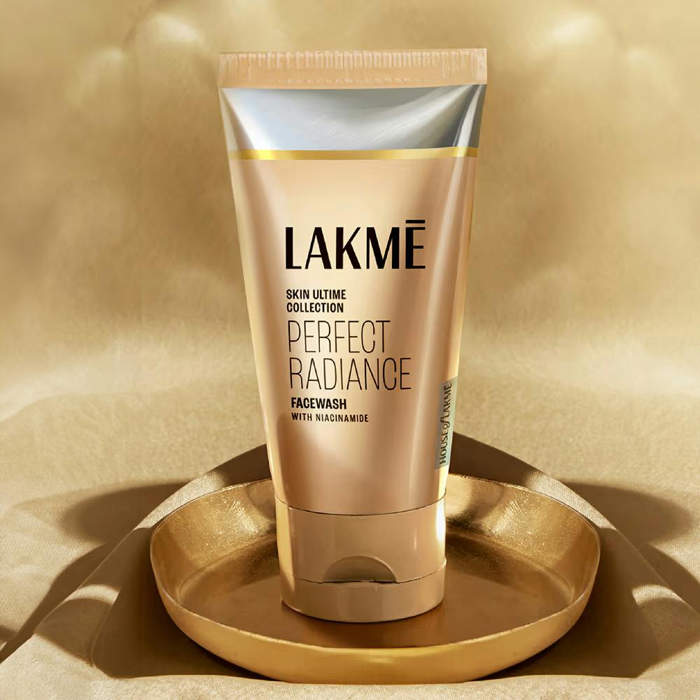 Lakme Absolute Perfect Radiance Brightening Facewash