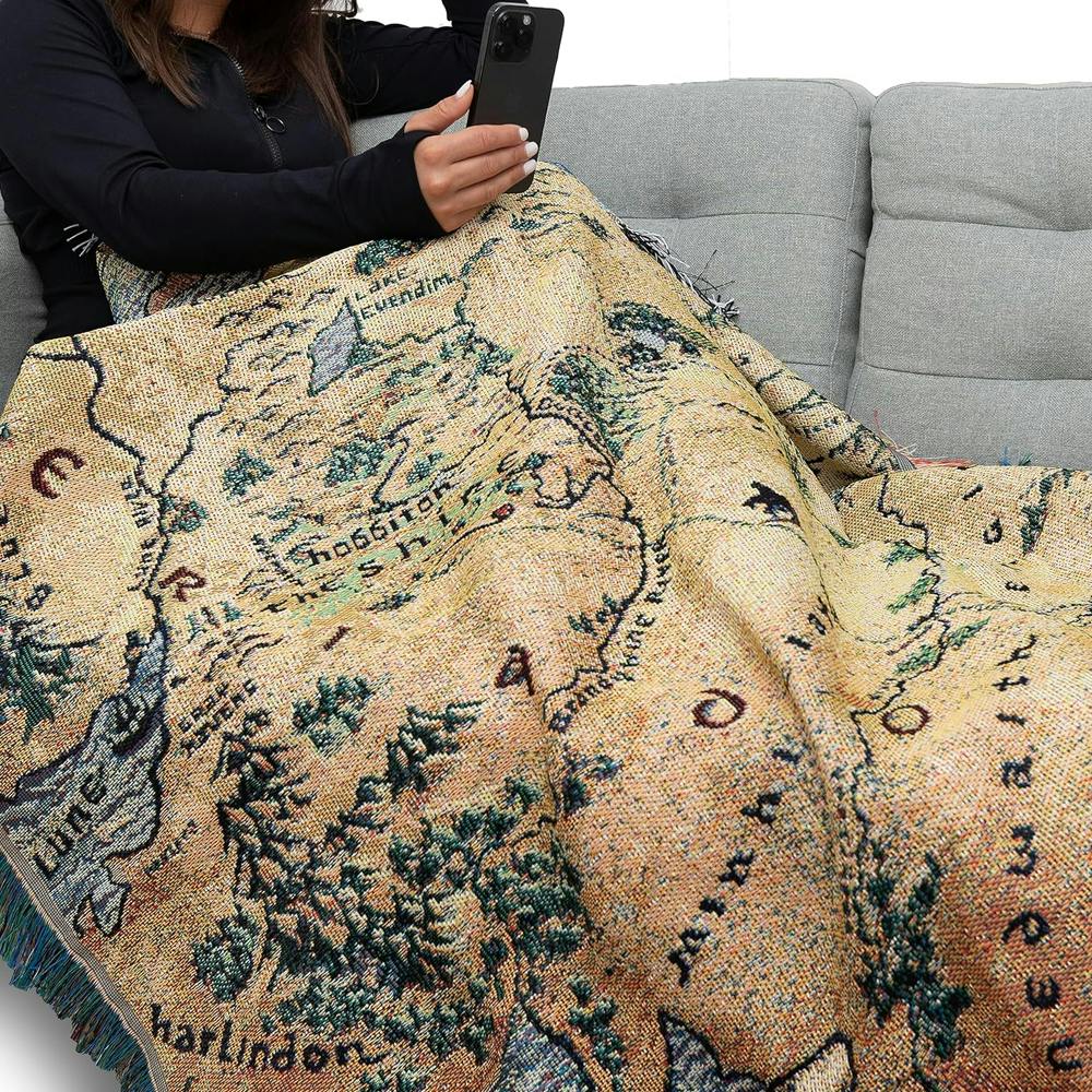 Warner Brothers The Hobbit, Middle Earth Woven Tapestry Throw Blanket