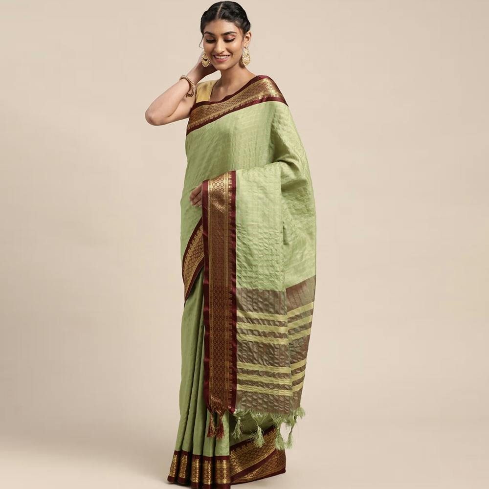 Pista Green Checked Pure Silk Gadwal Saree