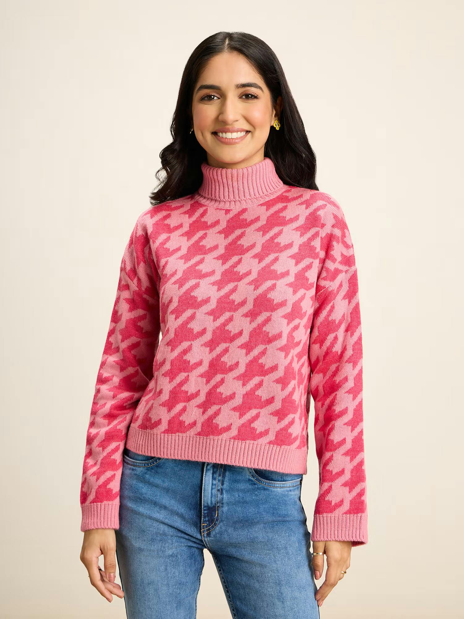 Twenty Dresses by Nykaa Fashion Pink Houndstooth Turtle Neck Short Sweater